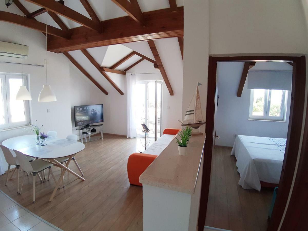 Apartment Liliana With Wonderful Sea View Near The Beaches Bol
